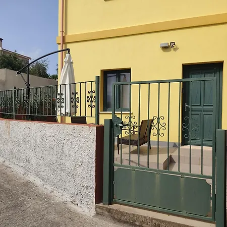 - San Pietro بيت للعطل