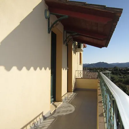 - San Pietro Ferienhaus Villa San Pietro