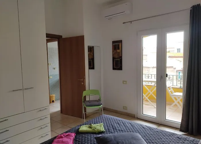 - San Pietro Nyaraló Villa San Pietro