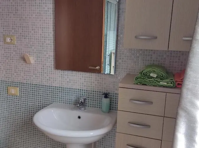 - San Pietro Nyaraló Villa San Pietro